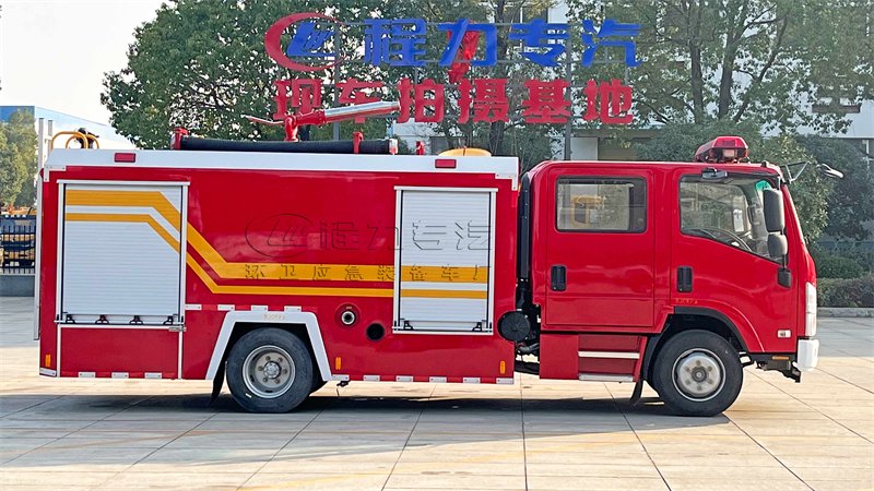 城市烈焰守护者：消防车全面科普